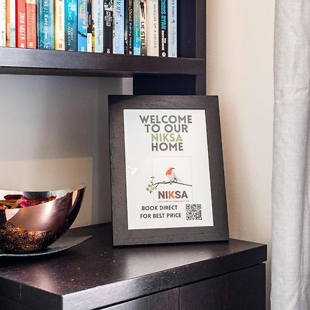 Niksa Serviced Accommodation - 3 Bedroom House Welwyn Garden City Esterno foto